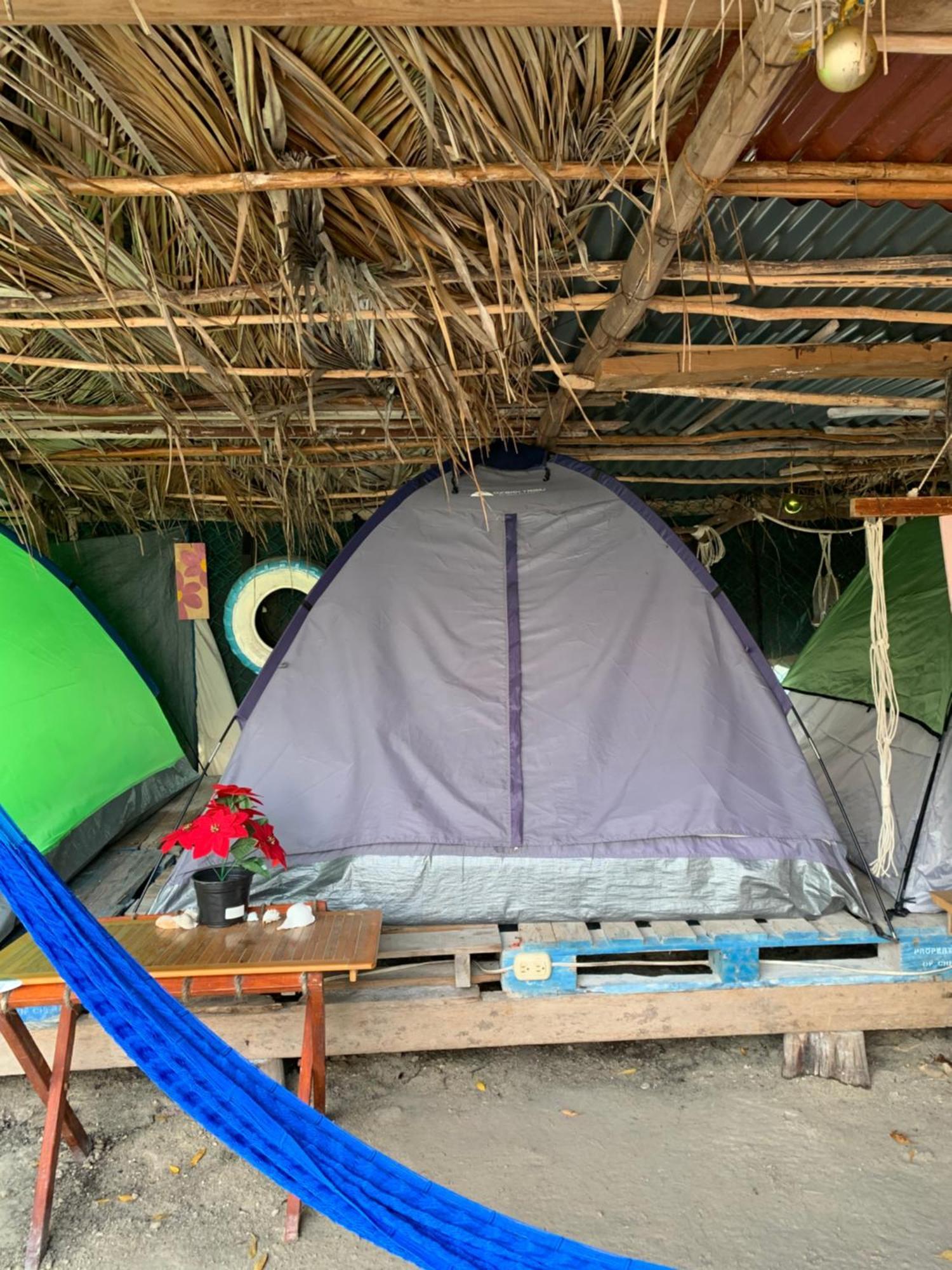 Casa De Los Santos Camping Y Eco Cabanas Holbox Extérieur photo